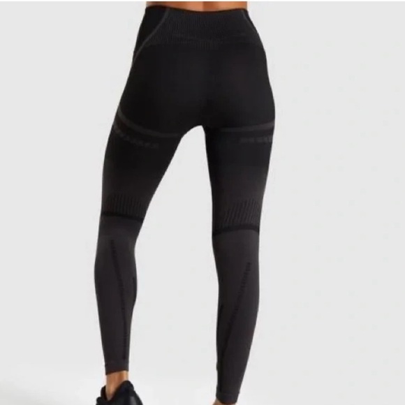 Gymshark Geo Seamless Leggings – Black (XS) - Picture 3 of 10